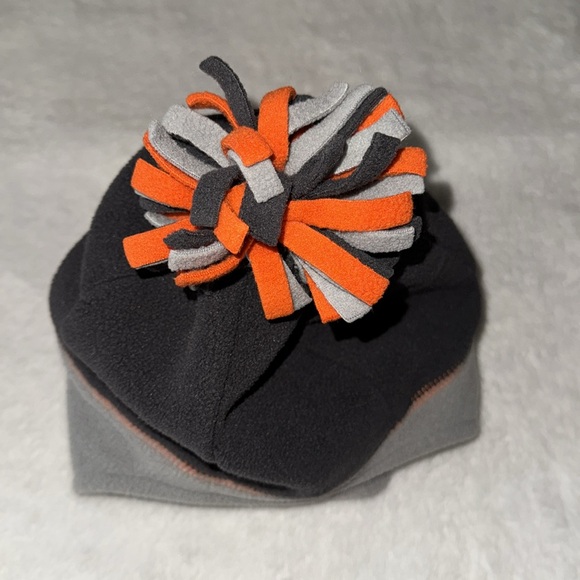 Children’s Place fleece hat (size large 2-4 years) - Picture 5 of 5